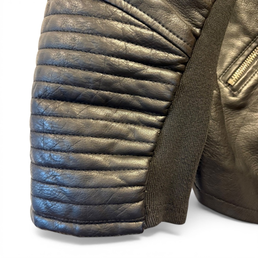 Torrid Black Faux LeatherMoto Jacket Ribbed Quilted Zip Front Women's Sz 4 (4X) - Picture 3 of 8